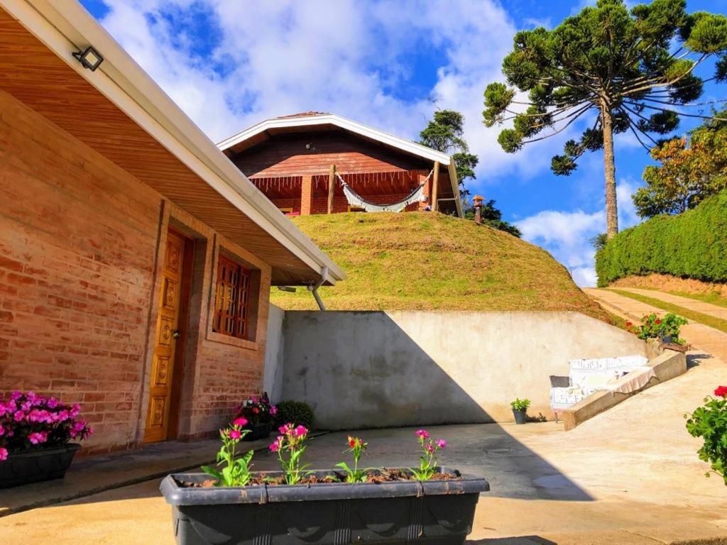 شقة Casa Aconchegante Na Montanha Campos do Jordão المظهر الخارجي الصورة